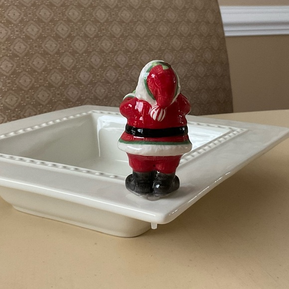 Christmas Santa With Peppermint Platter Decoration - Your Choice 🎅 - Picture 15 of 16